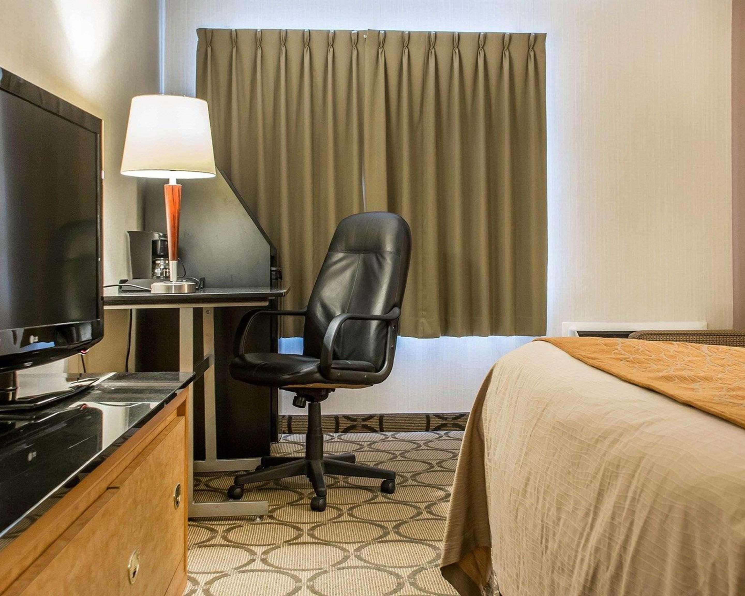 Comfort Inn Гамильтон Экстерьер фото