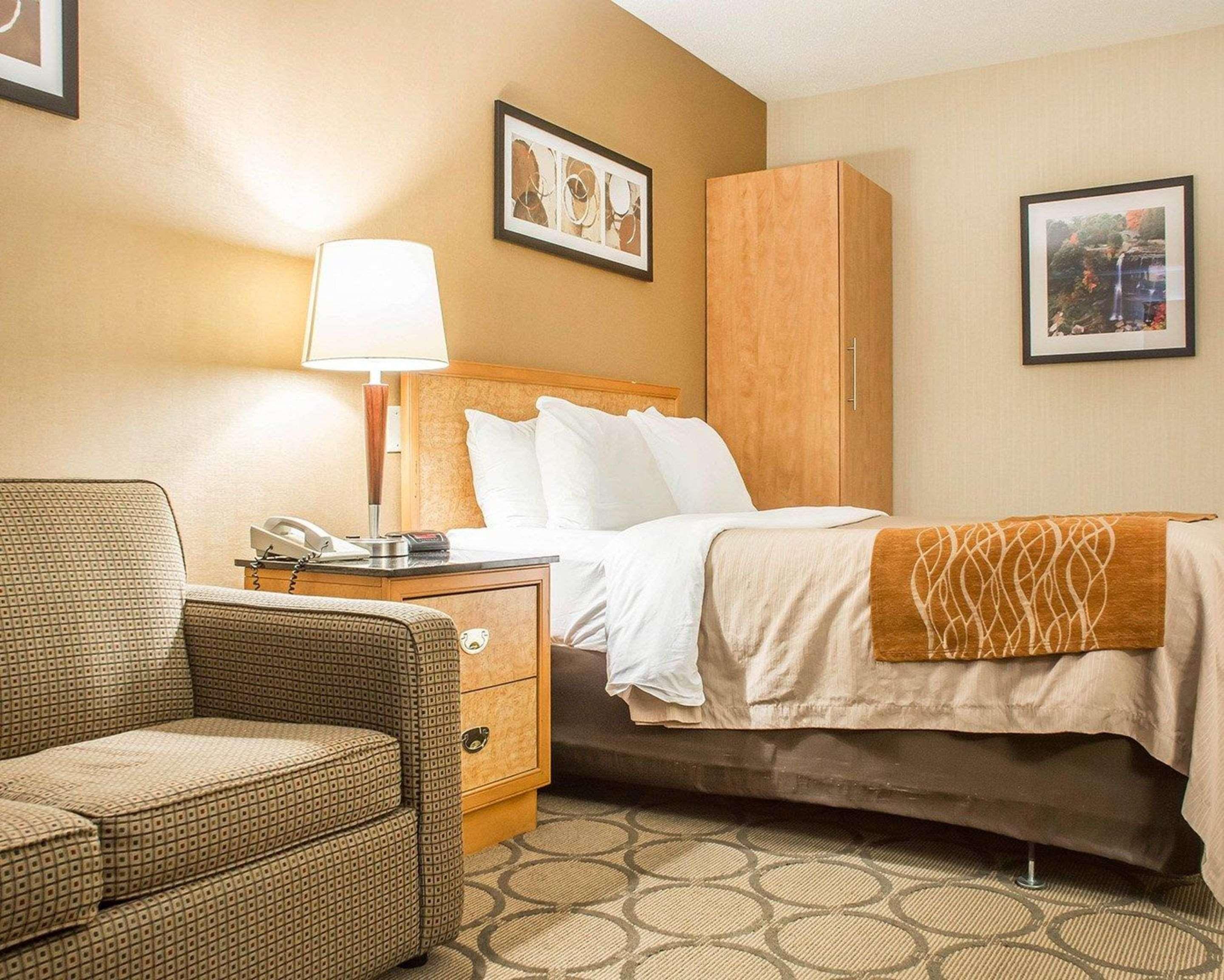 Comfort Inn Гамильтон Экстерьер фото
