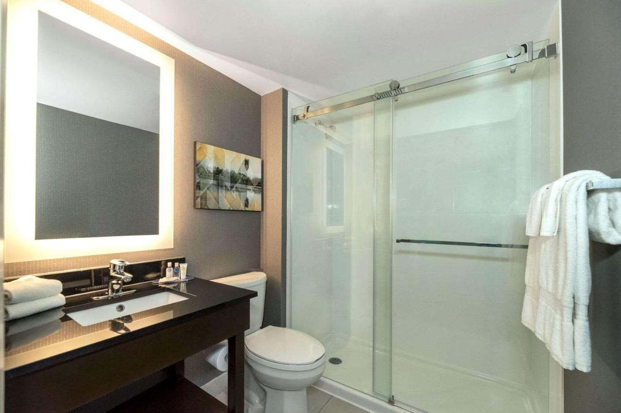 Comfort Inn Гамильтон Экстерьер фото